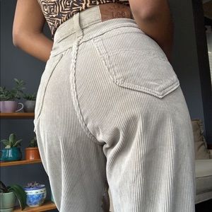 30 x 31 Vintage Lee Ribbed Corduroy Pants